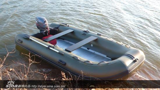 海宝游艇拥有"海宝""浪宝"2个品牌的充气艇和玻璃钢艇产品.